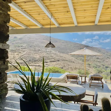 Celini Τήνος